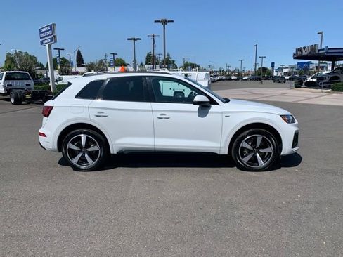 Used 2022 Audi Q5 2.0T Premium Plus AWD/4WD image 8