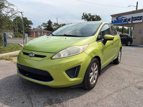 Used 2011 Ford Fiesta SE w/ 202A Rapid Spec Order Code FWD image 1