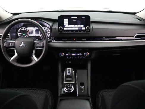 Used 2023 Mitsubishi Outlander ES AWD/4WD image 20