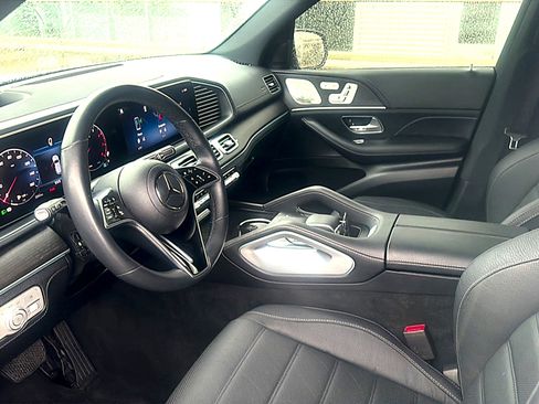 Used 2024 Mercedes-Benz GLE 450 4MATIC image 7