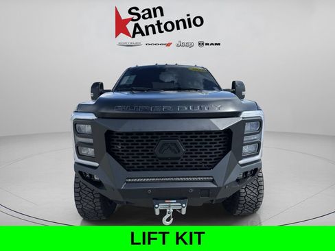 Used 2023 Ford F250 Lariat w/ Lariat Ultimate Package AWD/4WD image 3