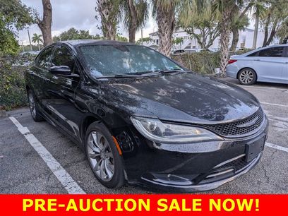 Used 2015 Chrysler 200 S w/ Comfort Group