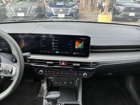 Used 2025 Kia K5 LXS FWD image 17
