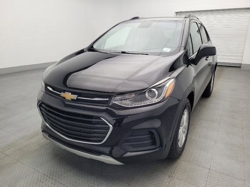 Used 2020 Chevrolet Trax LT w/ LT Convenience Package FWD image 15