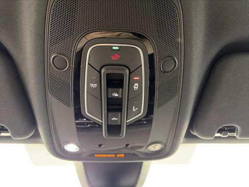 Certified 2025 Audi Q7 3.0T Premium Plus w/ Premium Plus Package image 29