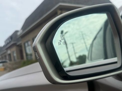 Used 2018 Lincoln MKC Reserve w/ Lincoln MKC Climate Package image 14