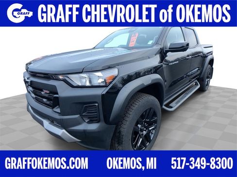 Used 2023 Chevrolet Colorado Trail Boss w/ Technology Package image 1