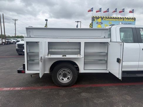 New 2026 Ford F250 XL RWD image 9