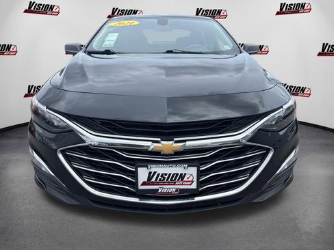 Used 2021 Chevrolet Malibu LS FWD image 2