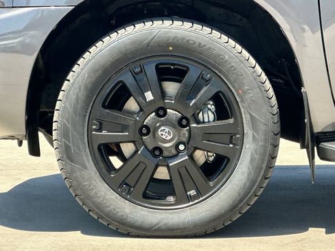 Used 2021 Toyota Sequoia TRD Sport w/ TRD Sport Premium Package AWD/4WD image 38