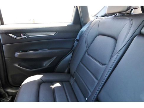 Used 2023 MAZDA CX-5 Signature image 9