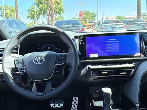 Used 2025 Toyota Camry SE w/ Multimedia Upgrade Package image 10
