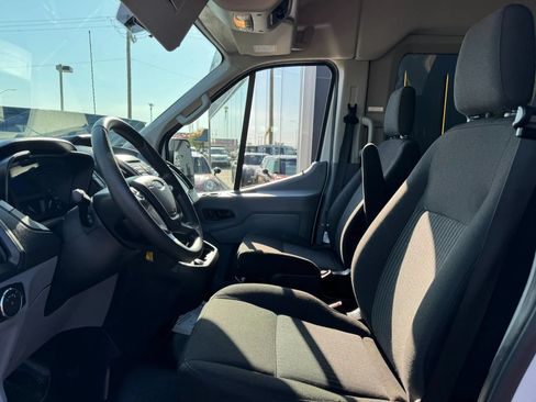 Used 2019 Ford Transit 350 XLT RWD image 15