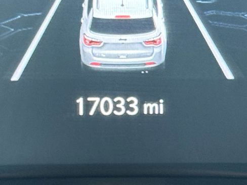 Used 2025 Jeep Compass Trailhawk image 39