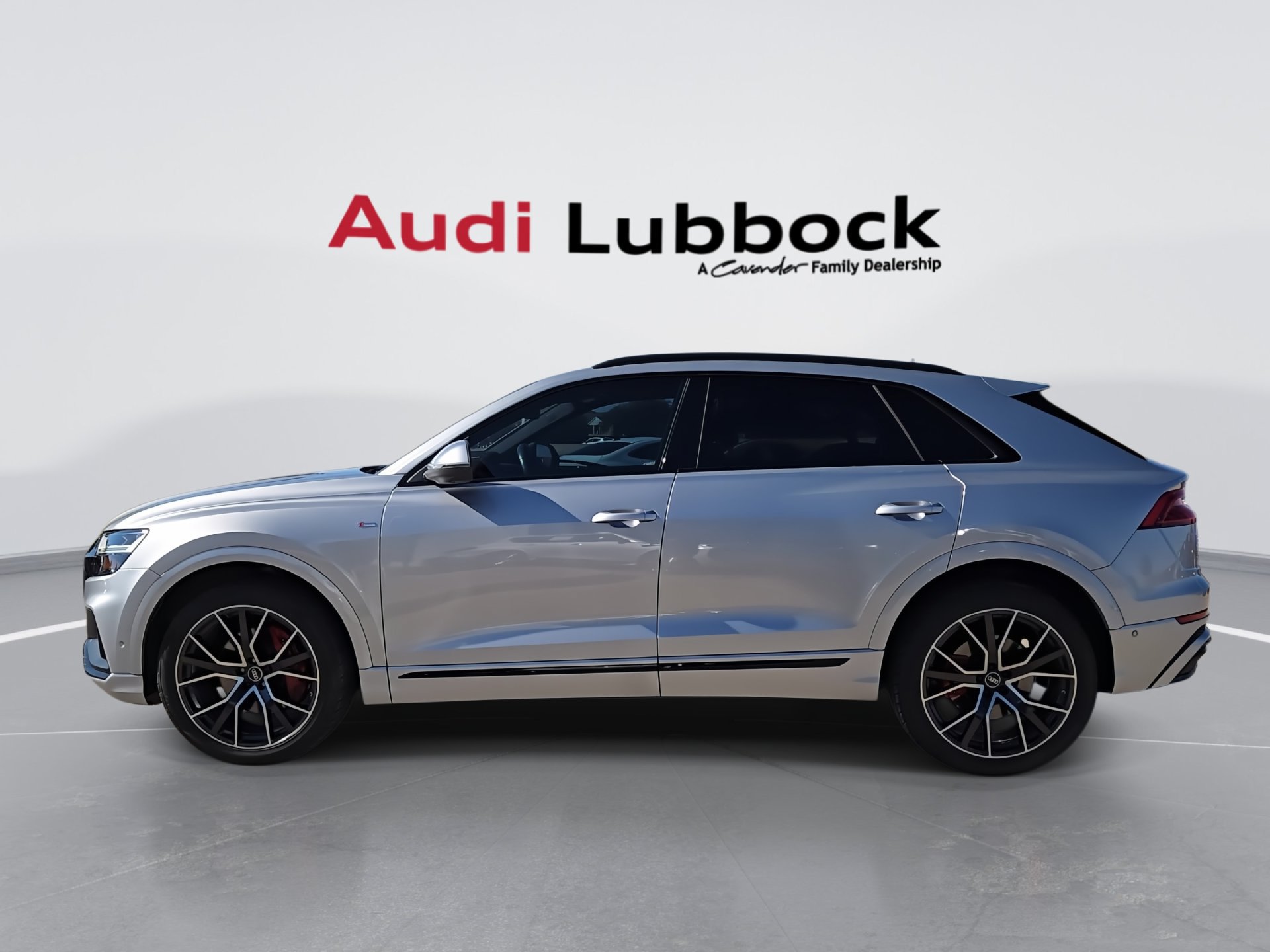 Used 2022 Audi Q8 Premium Plus AWD/4WD image 6