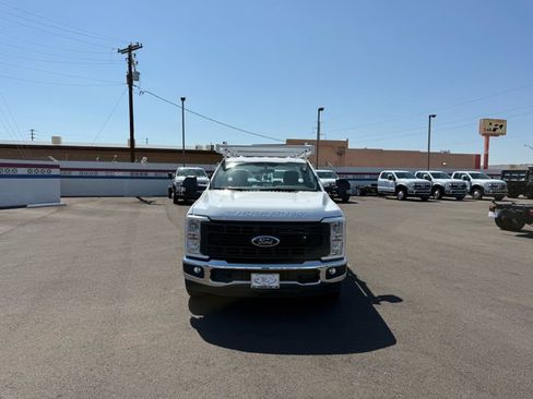 New 2026 Ford F250 XL w/ XL Chrome Package RWD image 6