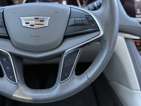 Used 2017 Cadillac XT5 Luxury w/ Driver Awareness Package image 26