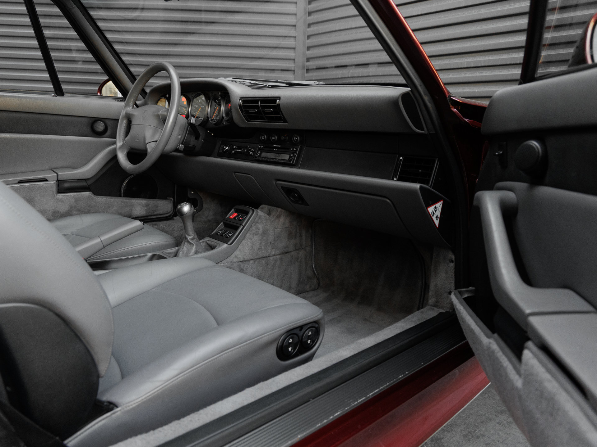 Used 1997 Porsche 911 Carrera S RWD image 45
