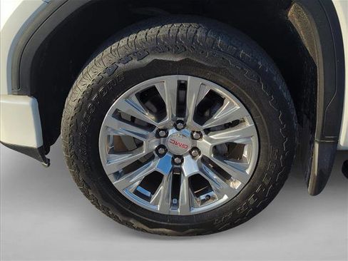 Used 2020 GMC Sierra 1500 Denali w/ Technology Package AWD/4WD image 6