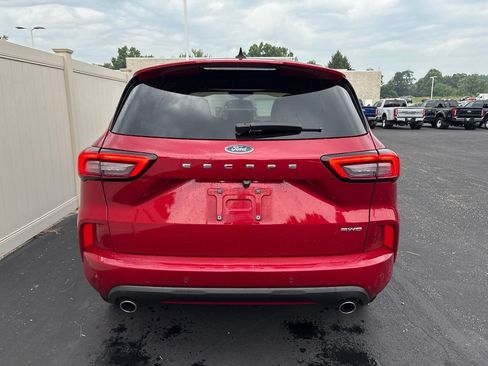 Used 2023 Ford Escape ST-Line w/ Tech Pack #1 AWD/4WD image 4