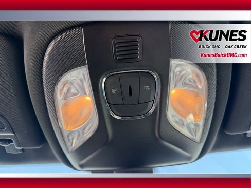 Used 2025 Jeep Compass Limited image 20