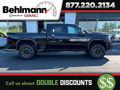 New 2026 GMC Sierra 2500 AT4X w/ LPO, Black Badging Package
