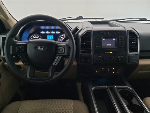 Used 2017 Ford F150 XLT RWD image 22