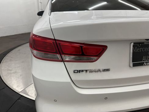 Used 2016 Kia Optima LX w/ LX Convenience Package image 25