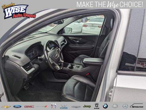 Used 2019 GMC Terrain SLT image 9