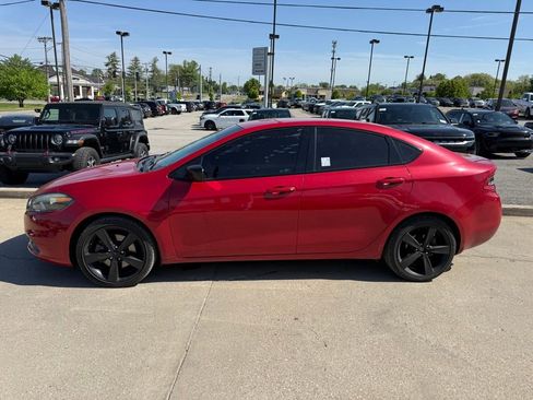 Used 2015 Dodge Dart SXT image 9