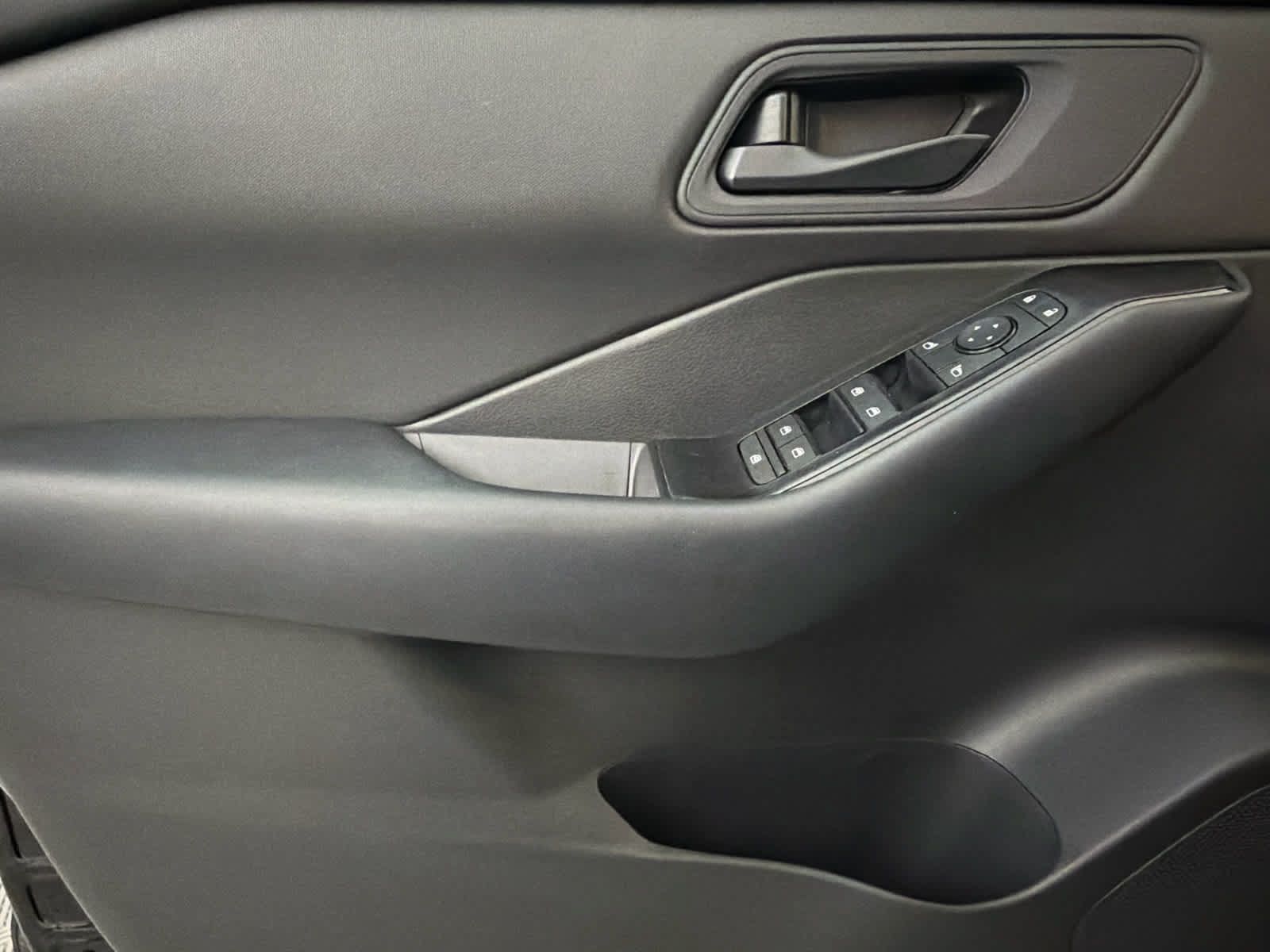 Certified 2026 Nissan Rogue S FWD image 22