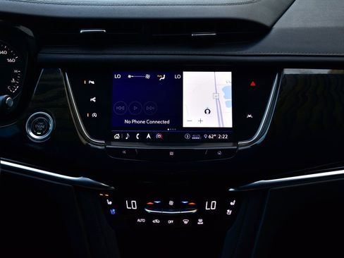 Used 2020 Cadillac XT6 Premium Luxury image 35