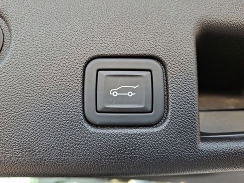 Certified 2024 Chevrolet Equinox RS image 30