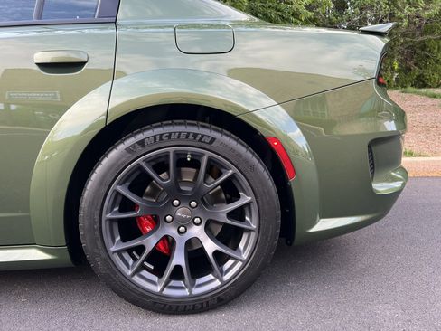 Used 2022 Dodge Charger SRT Hellcat w/ SRT Black Package image 95