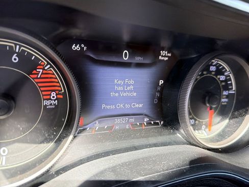 Used 2020 Jeep Cherokee Limited AWD/4WD image 8