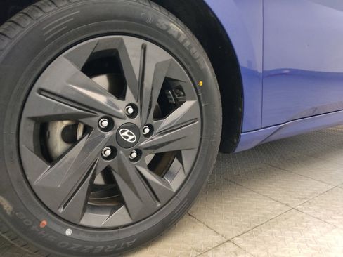 Used 2023 Hyundai Elantra SEL FWD image 31
