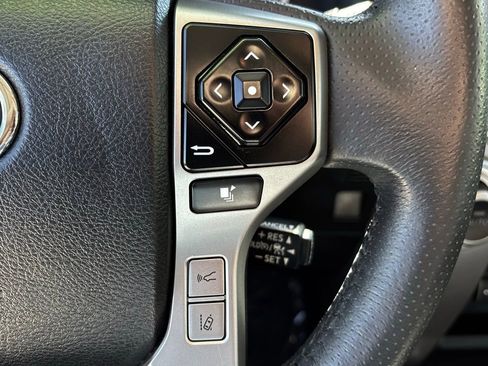 Used 2022 Toyota 4Runner Limited image 17