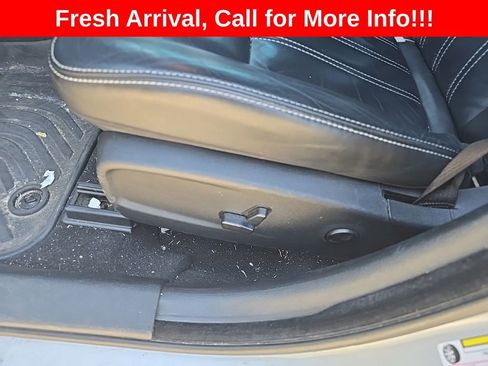Used 2019 Chrysler 300 S RWD image 14