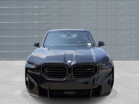 Used 2023 BMW XM AWD/4WD image 2