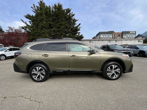 Certified 2022 Subaru Outback Limited AWD/4WD image 10