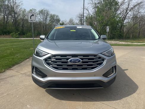 Used 2024 Ford Edge Titanium AWD/4WD image 2