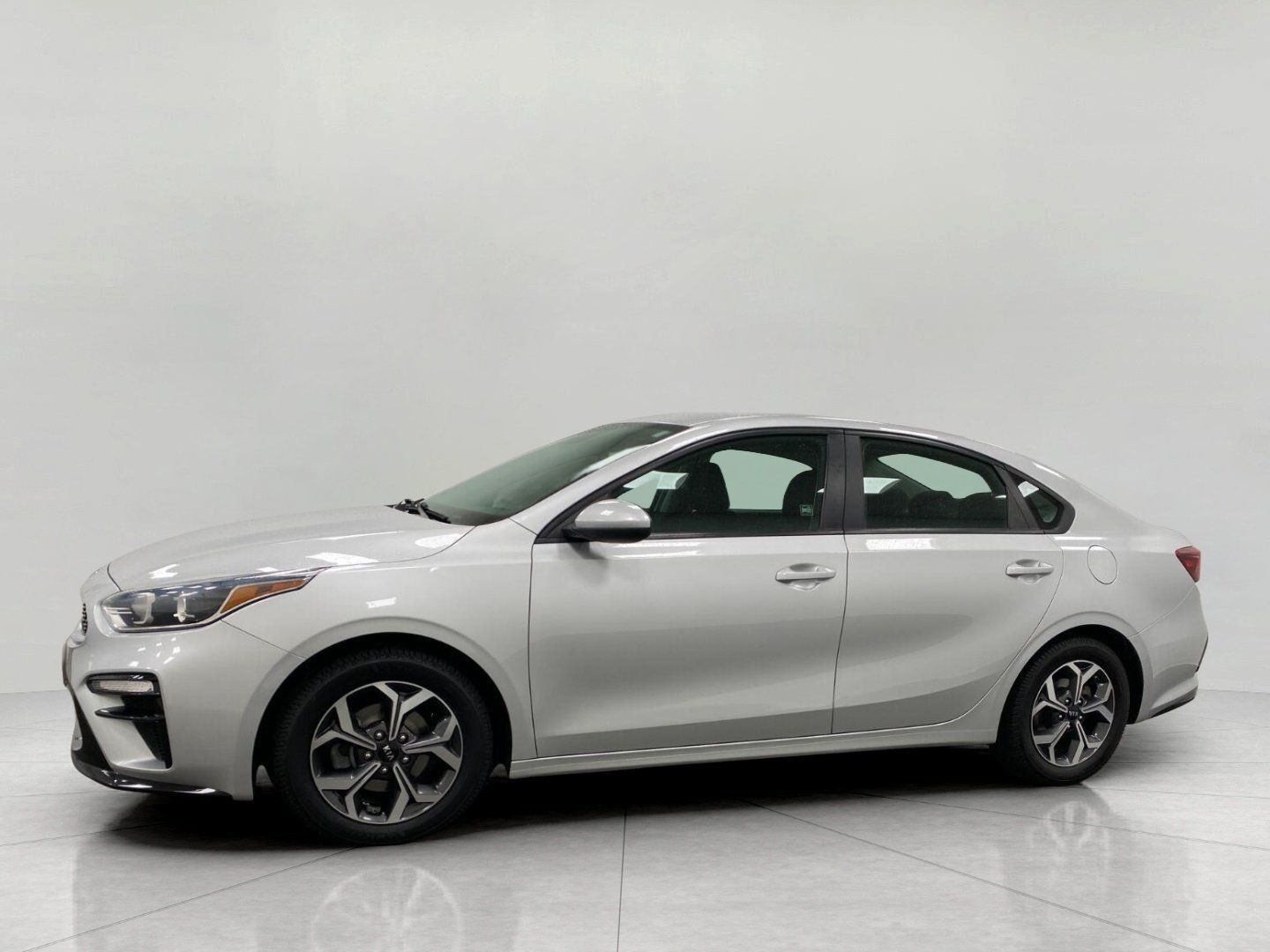 Used 2020 Kia Forte LXS FWD image 8