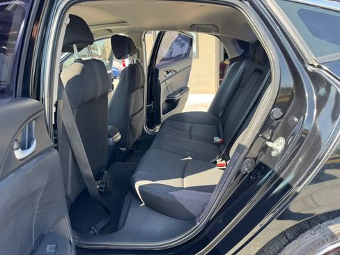 Used 2018 Honda Civic EX image 10