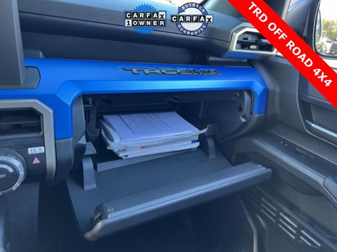 Used 2024 Toyota Tacoma TRD Off-Road image 31