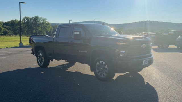 Used 2025 Chevrolet Silverado 2500 Custom w/ Snow Plow Prep/Camper Package AWD/4WD image 2