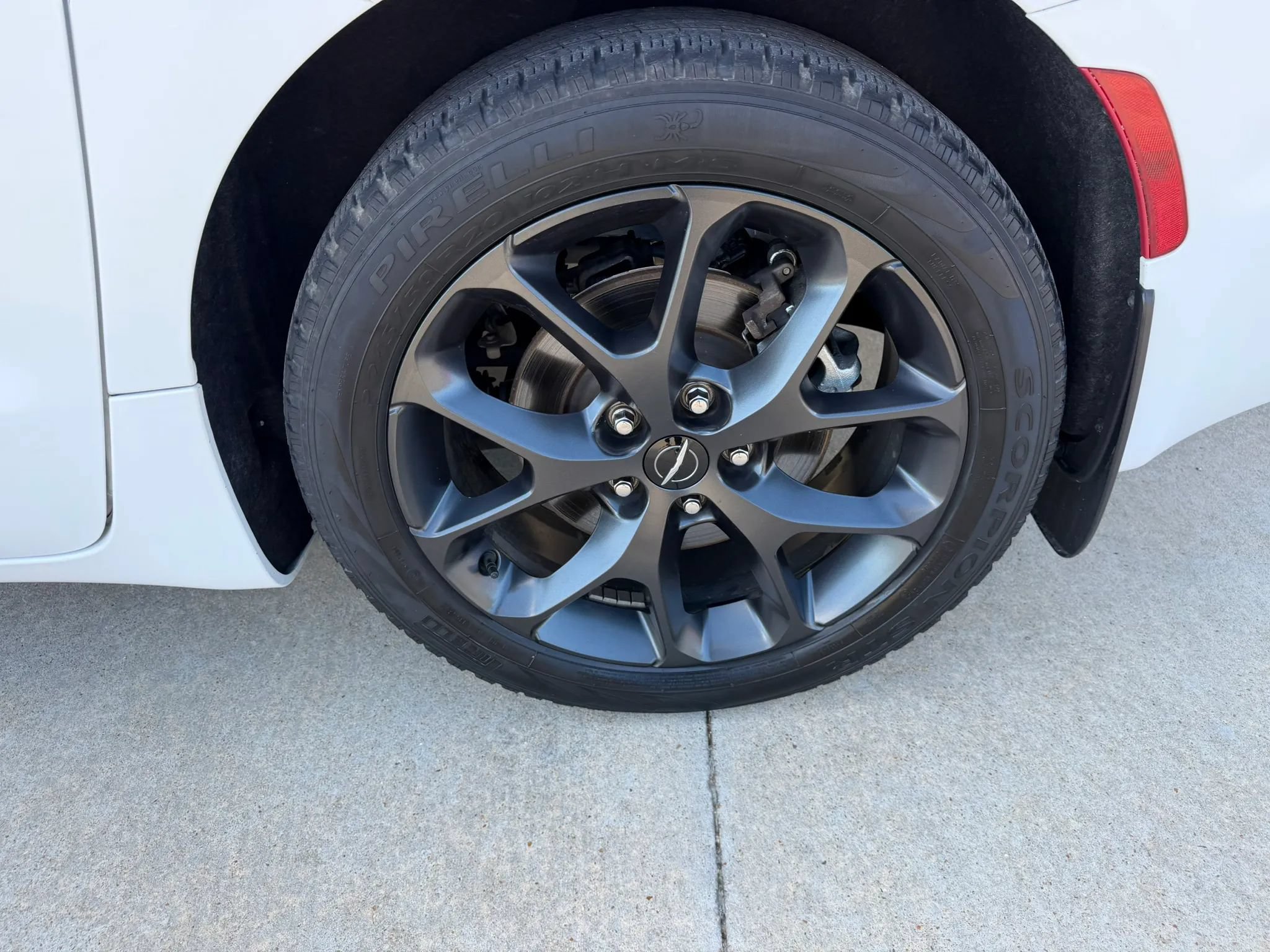 Used 2022 Chrysler Pacifica Touring-L w/ Uconnect Theater Family Group AWD/4WD image 77
