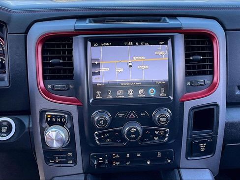 Used 2017 RAM 1500 Rebel AWD/4WD image 19