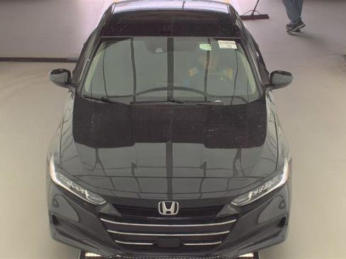 Used 2022 Honda Accord LX image 3