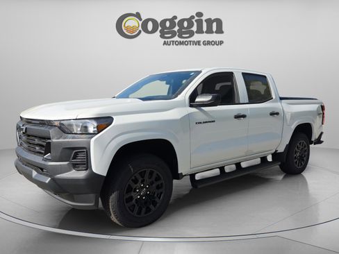 New 2026 Chevrolet Colorado W/T AWD/4WD image 1