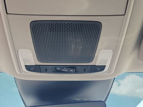 Used 2024 Honda Pilot EX-L image 25
